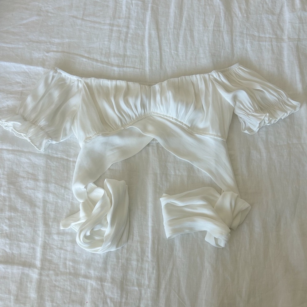 Beginning boutique off shoulder white blouse